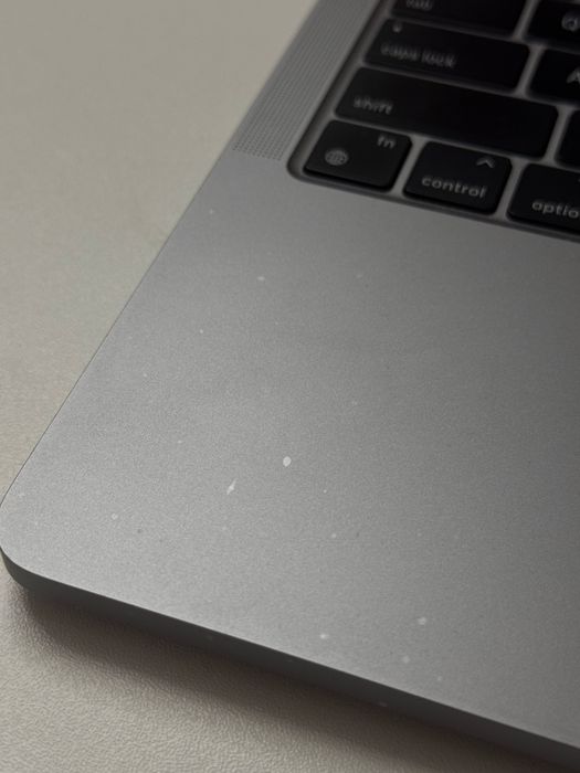 Macbook Pro m2 92% 8/256