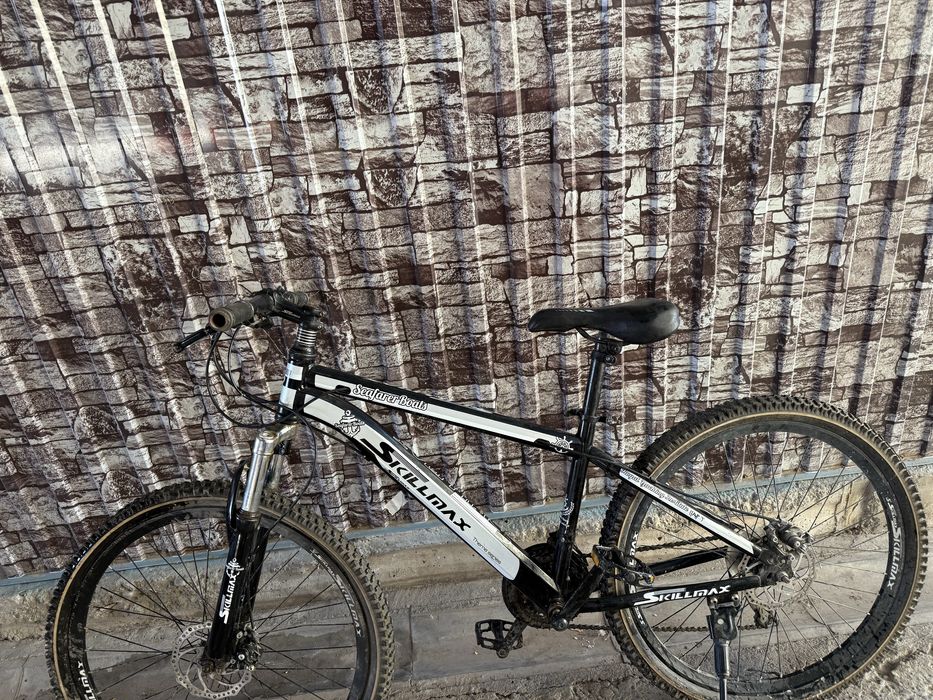 Велосипед в хорошем состояние