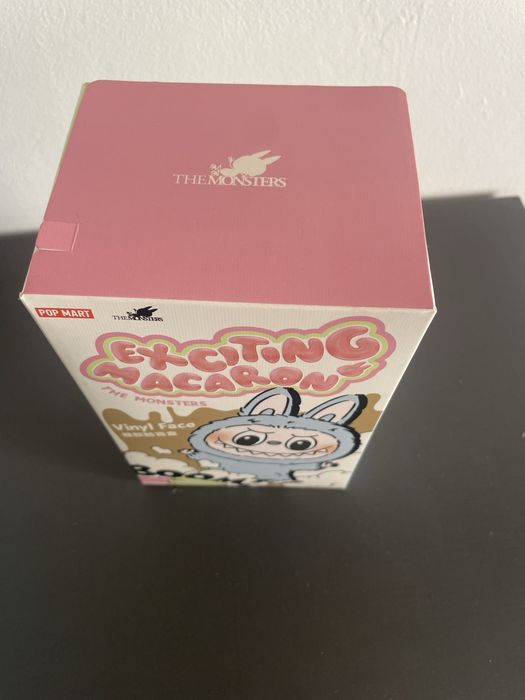 labubu exciting macaron edition cumparat din magaziunul pop mart barca