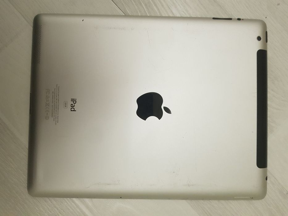 iPad sotiladi srochno