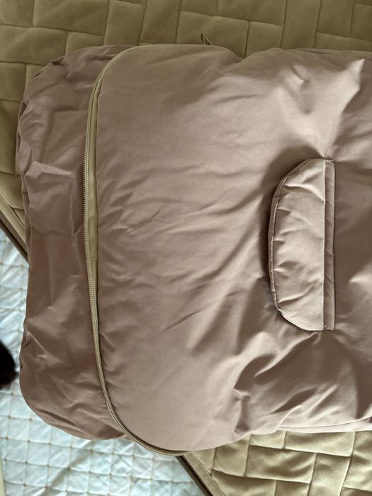 Продам зимний комбинезон-кокон!