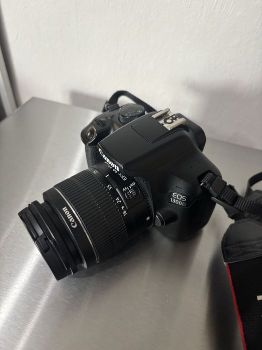 Фотоапарат canon 550d и 1300d с обектив