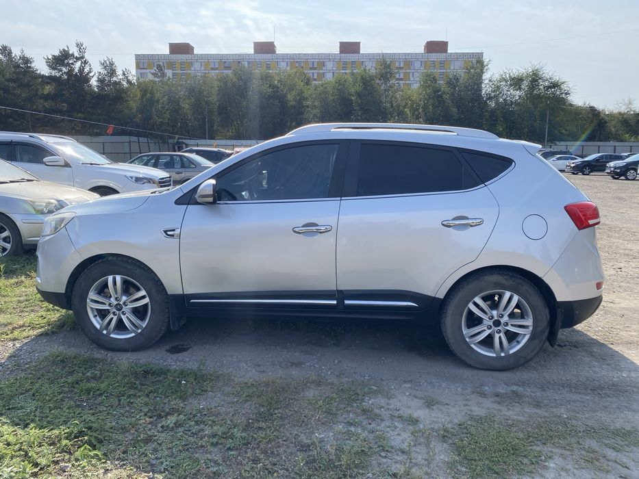 Продам JAC S5 в хорошем состояний.