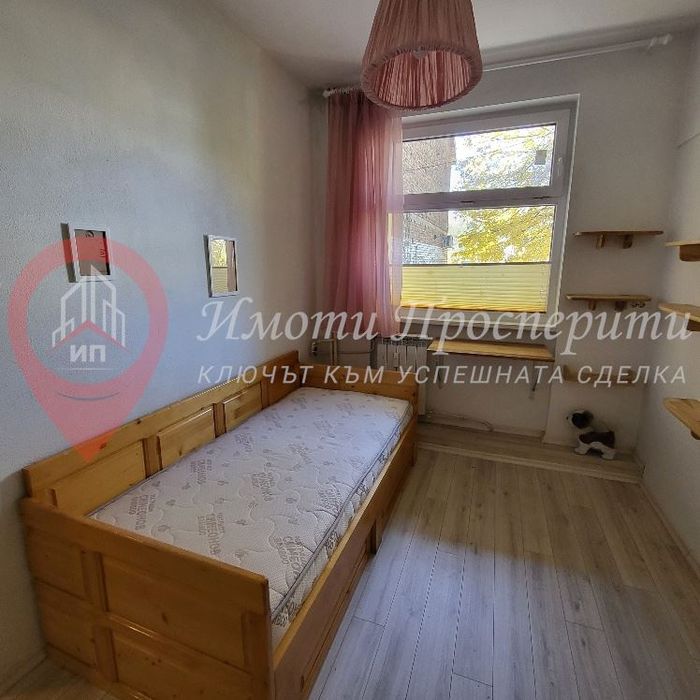 Продава се Тристаен апартамент в София, Център - 57 кв.м за 2746 €/кв.м - Снимка #11
