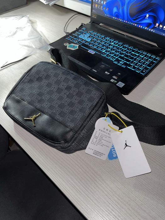 Сумка через плечо Jordan