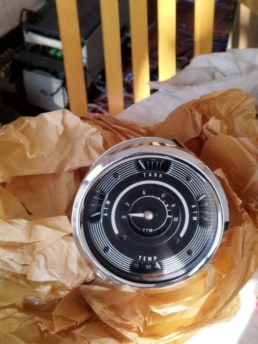 Ретро авто  комбиниран уред