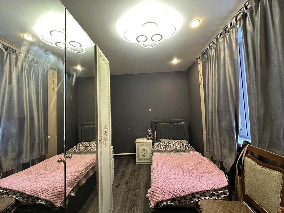 -Продам дом по Матросова. Свежий ремонт!