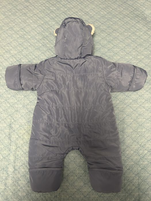 Продам комбинезон на малыша