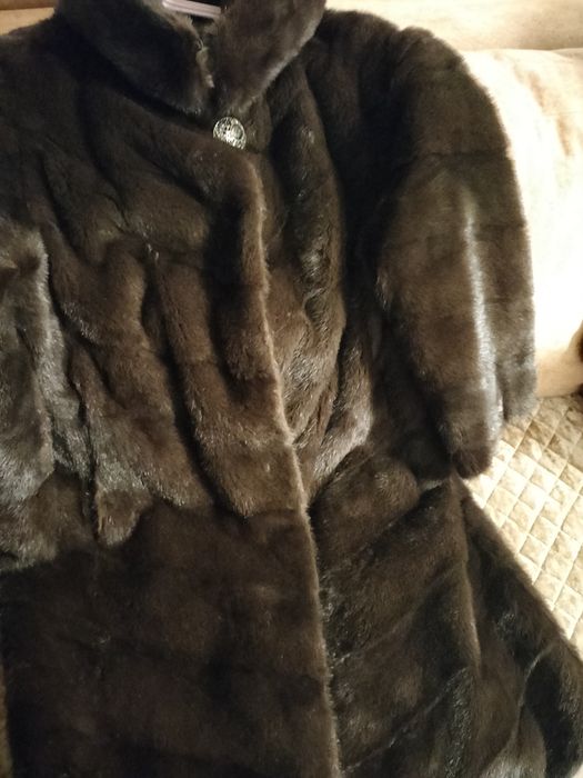 Продам Норковую шубу