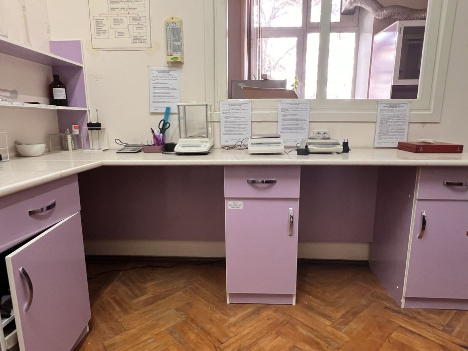 Мебель для лабораторий и производств