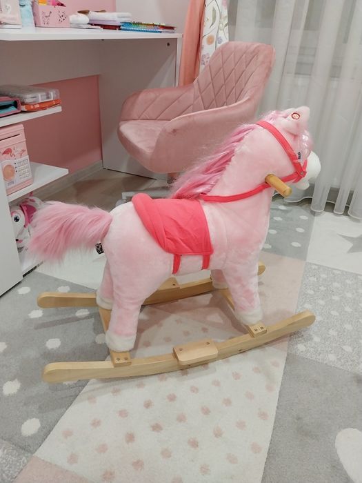 Детска плюшена люлка-конче MONI