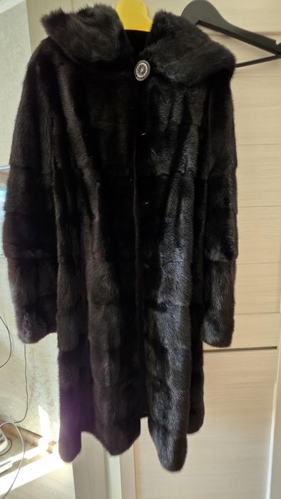Продам норковую шубу