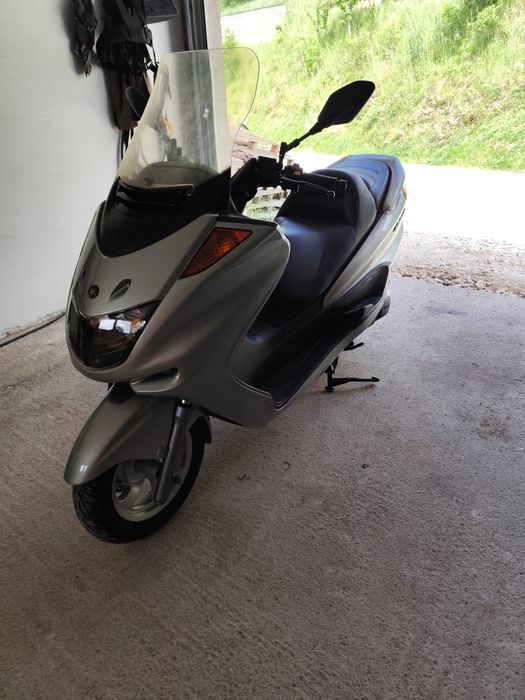 Yamaha Majesty 250