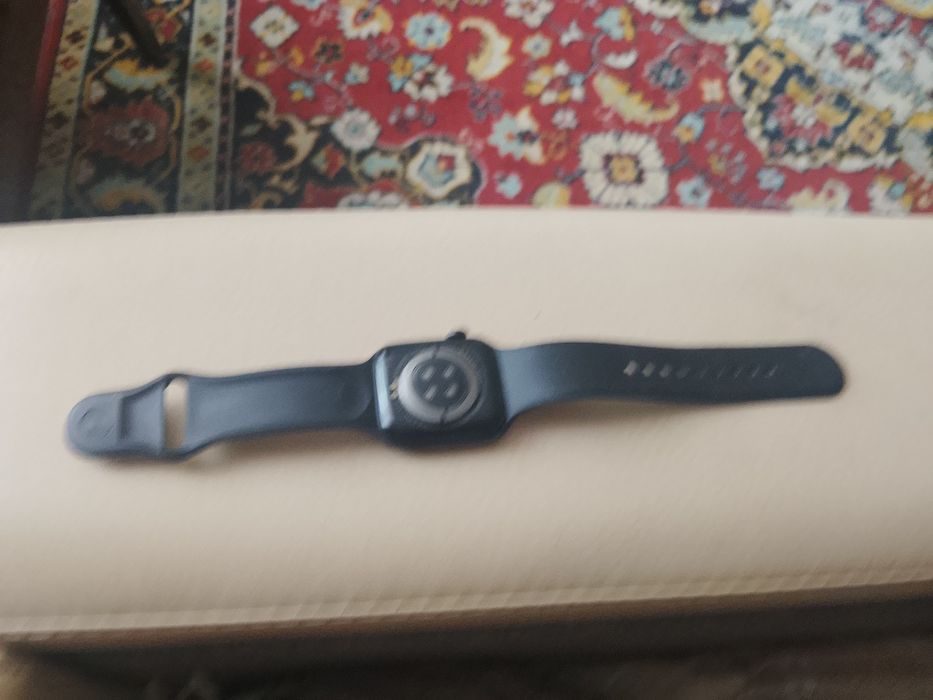 Продам смарт часы новые