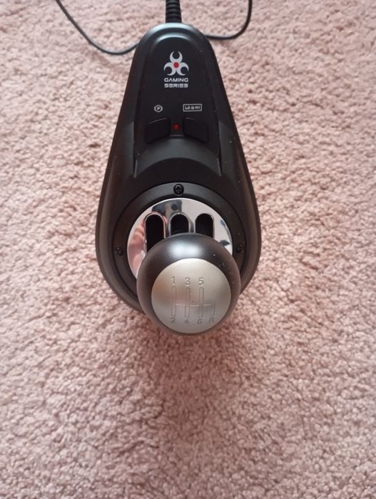 Vând volan pc gaming