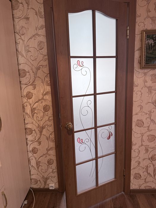 Срочно продам двери