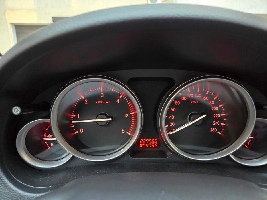 Mazda 6-2010-diesel