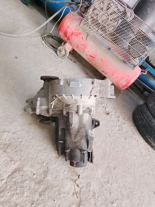 Продам коробку Фольксваген гольф 3