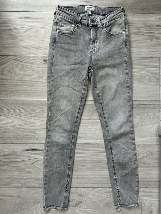 Lot 5 perechi de pantaloni mar 34