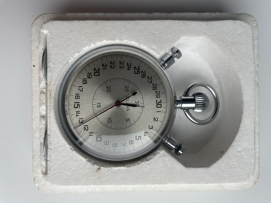 Продаю секундомер Слава СССР.