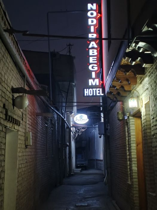 Продаётся дом в центре старого города на против лаби хаус под гостиниц