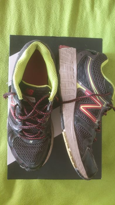 Маратонки New Balance 580 V4