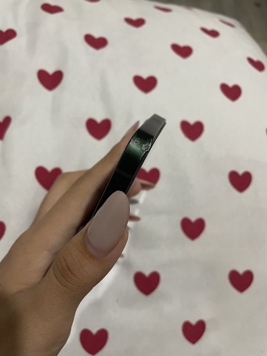iPhone 13.
