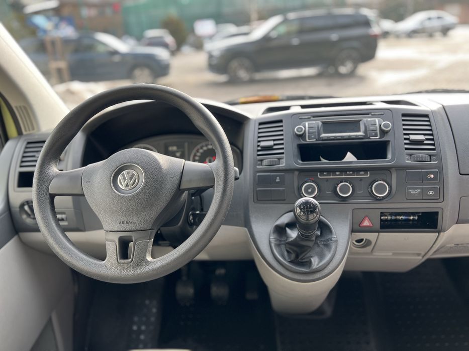 Vw Caravelle T5 2013 - 2.0 Tdi / 8+1 - Recent adus
