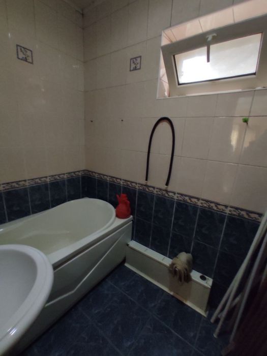 Юнусабад -13 2 хонали , ЖИХОЗЛАРИ БИЛАН оилага.