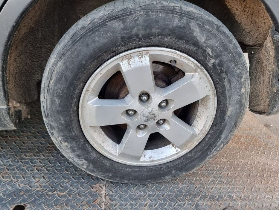 usa etrier planetara stanga dreapta fata spate Peugeot 4007 motor 2.2HDI 156cp 4HN dezmembrez dezmembrari