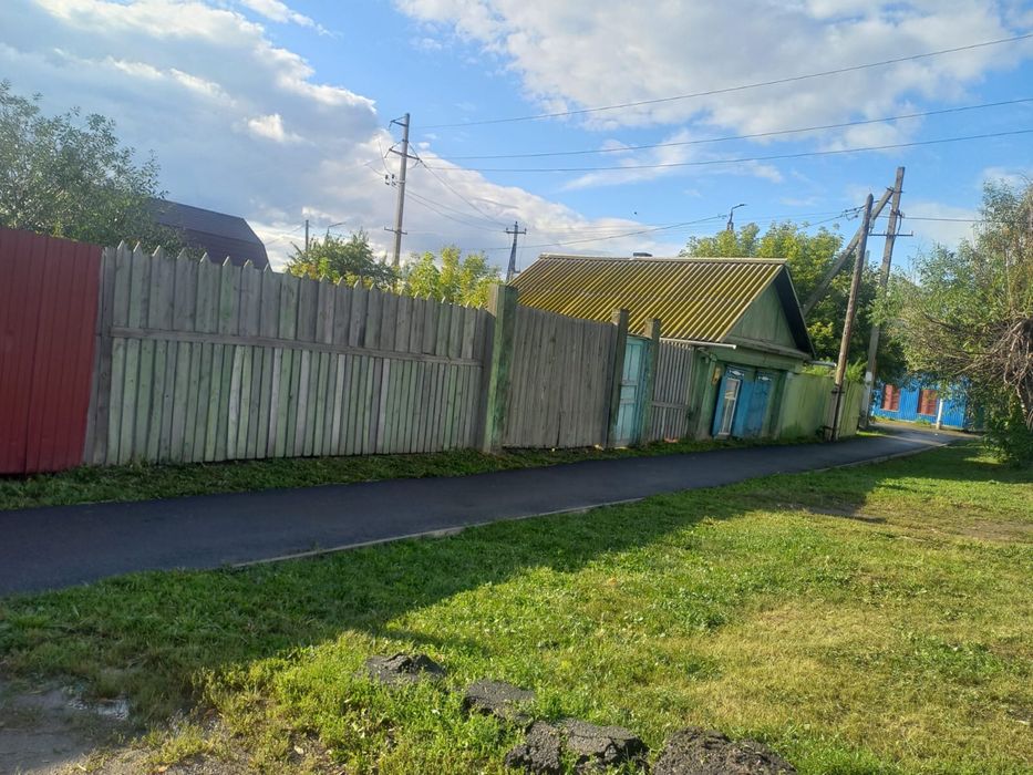 Продам  часный  дом