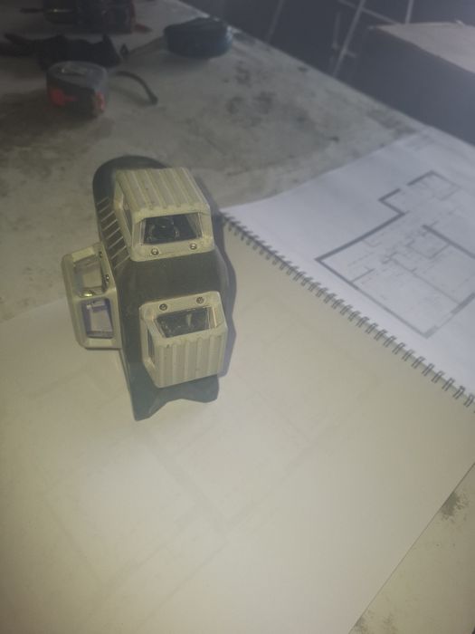 Продам лазерный уровень