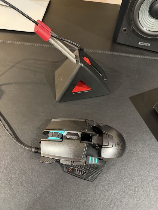 RGB Геймърска Мишка Cougar 700M EVO, 16К dpi + ПОДАРЪК бънджи за кабел