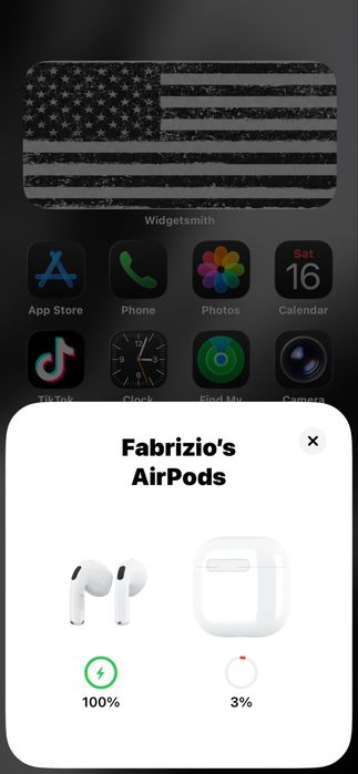 Airpods 4 cu noise cancelling