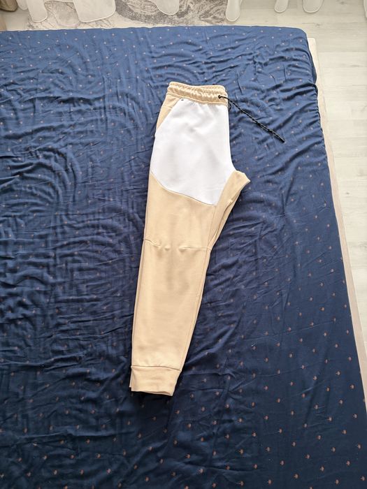 Pantaloni trening Nike Tech Fleece