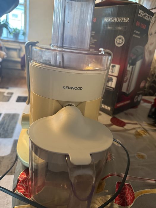 Соковыжималка Kenwood