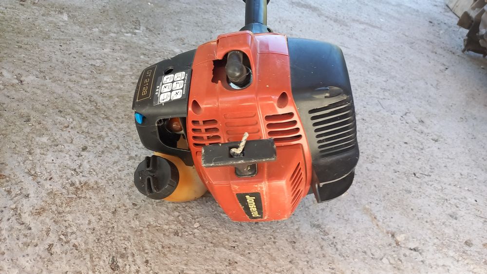 Тример Husqvarna щил