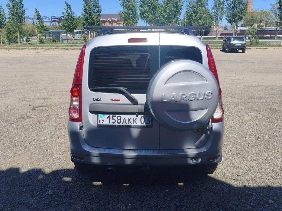 Продам Lada Largus