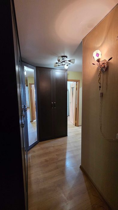 Продам 2-комнатную в центре города