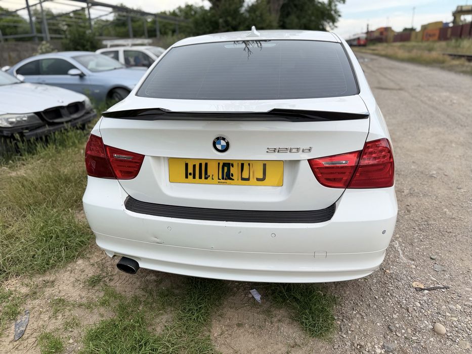 Bara spate bmw e90 haion stopuri bmw e90 lci