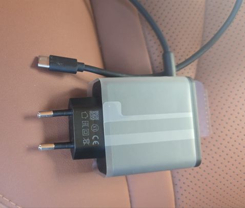 на Миди, Алиса-2, Дуо - блок питания Type-c от Яндекс станции