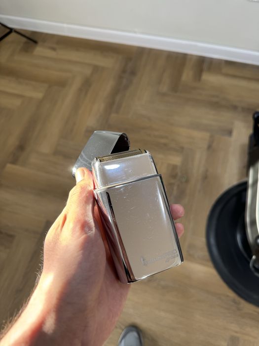 Шейвер Babyliss электронная бритва