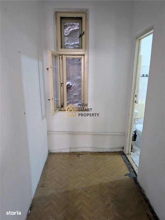 De vanzare apartament 3 camere Palatul Fuchsl