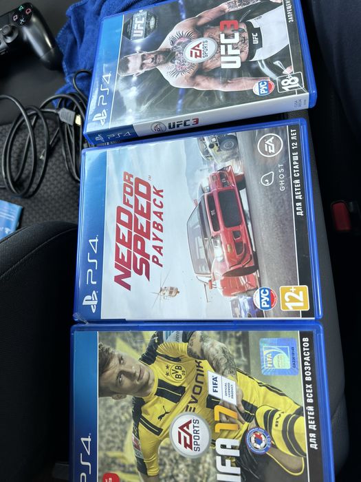 Ps4 продам Сатылады 2 джостикпен