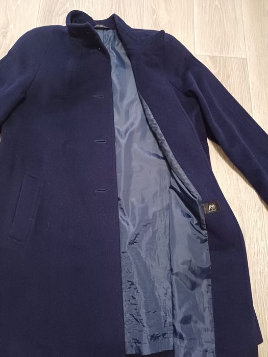 Женское пальто 4000 тг