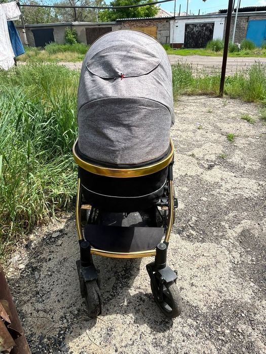 Каляска хорошего состояние