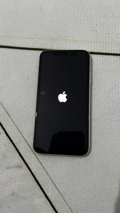 Айфон 11 сатылад