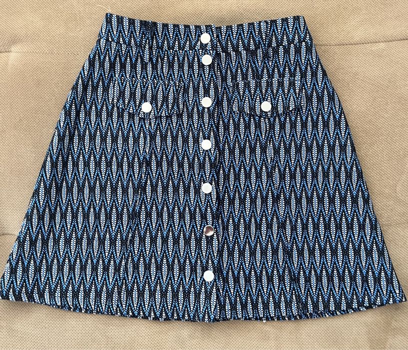 Къса пола с копчета Maje