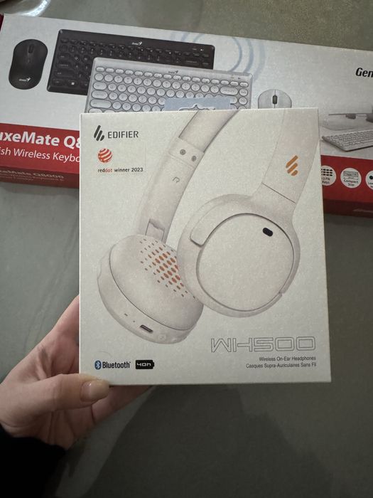 Продам комплект клавиатура + мышка + наушники