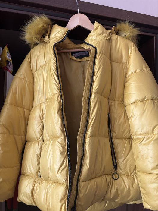 Дамско зимно яке